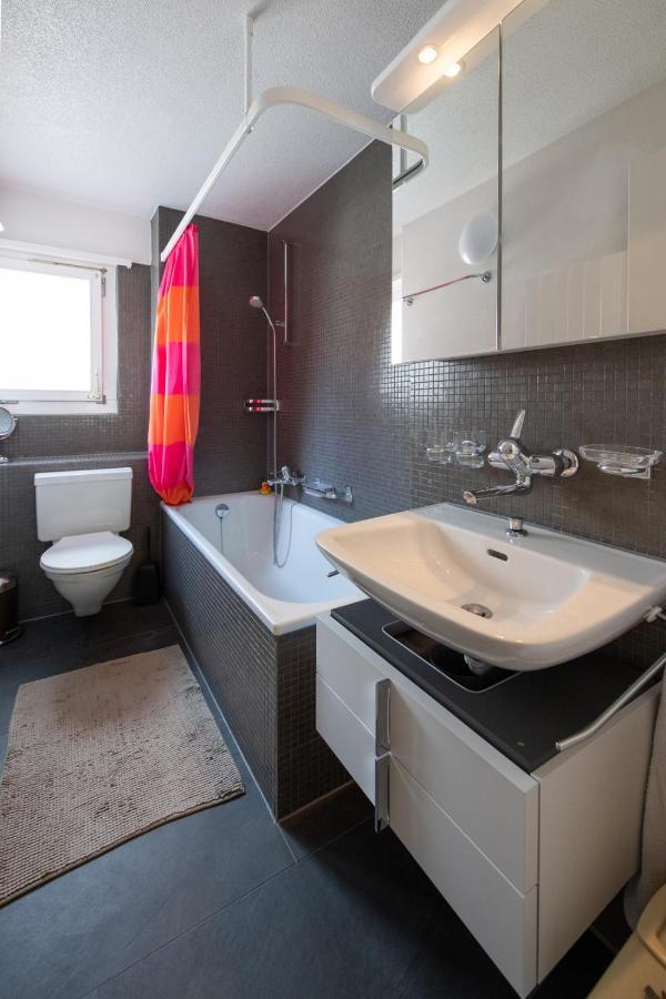 Agrimonia - Moebilierte Ferienwohnung Mit Balkon Davos Exterior photo