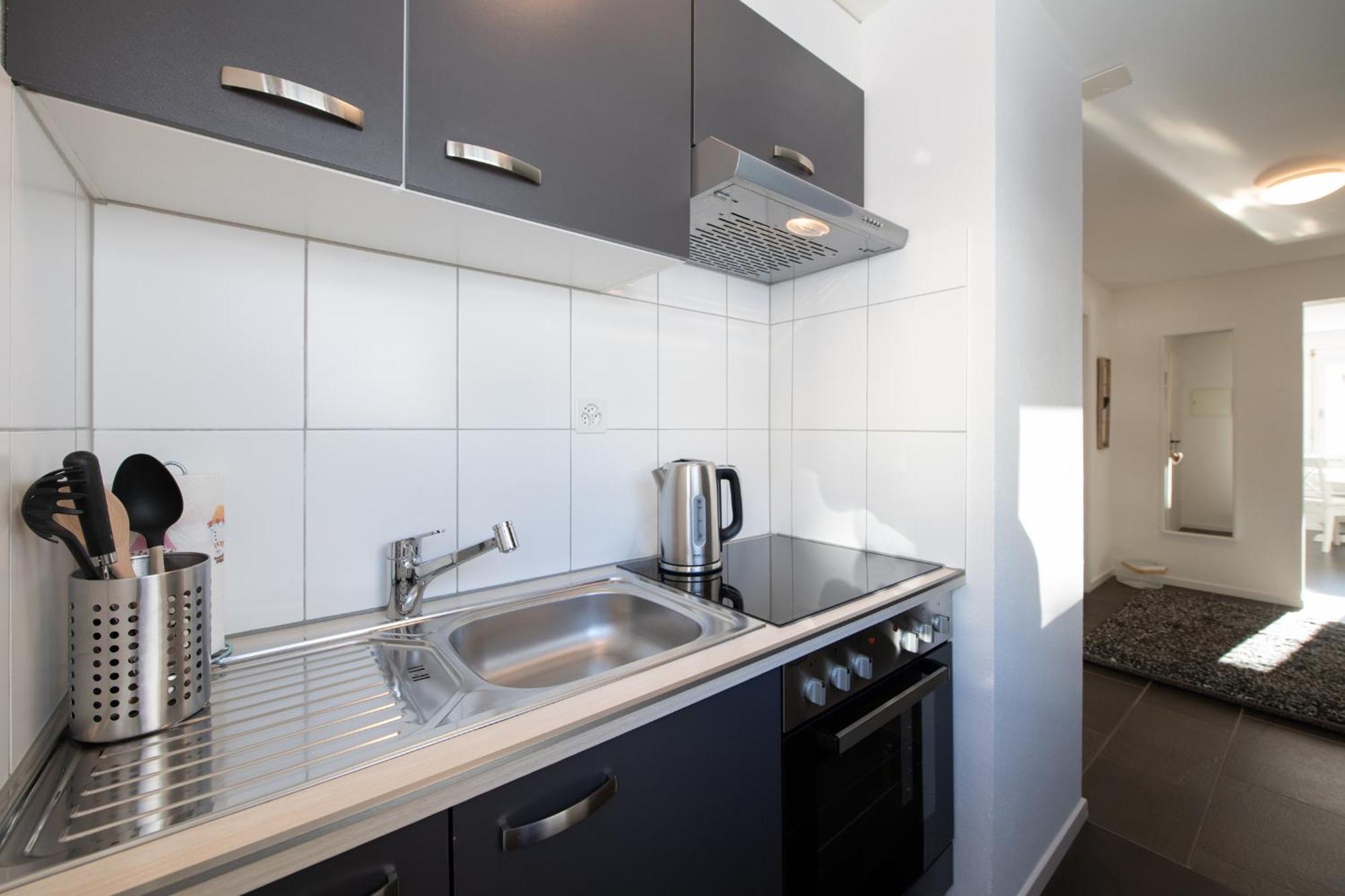 Agrimonia - Moebilierte Ferienwohnung Mit Balkon Davos Exterior photo