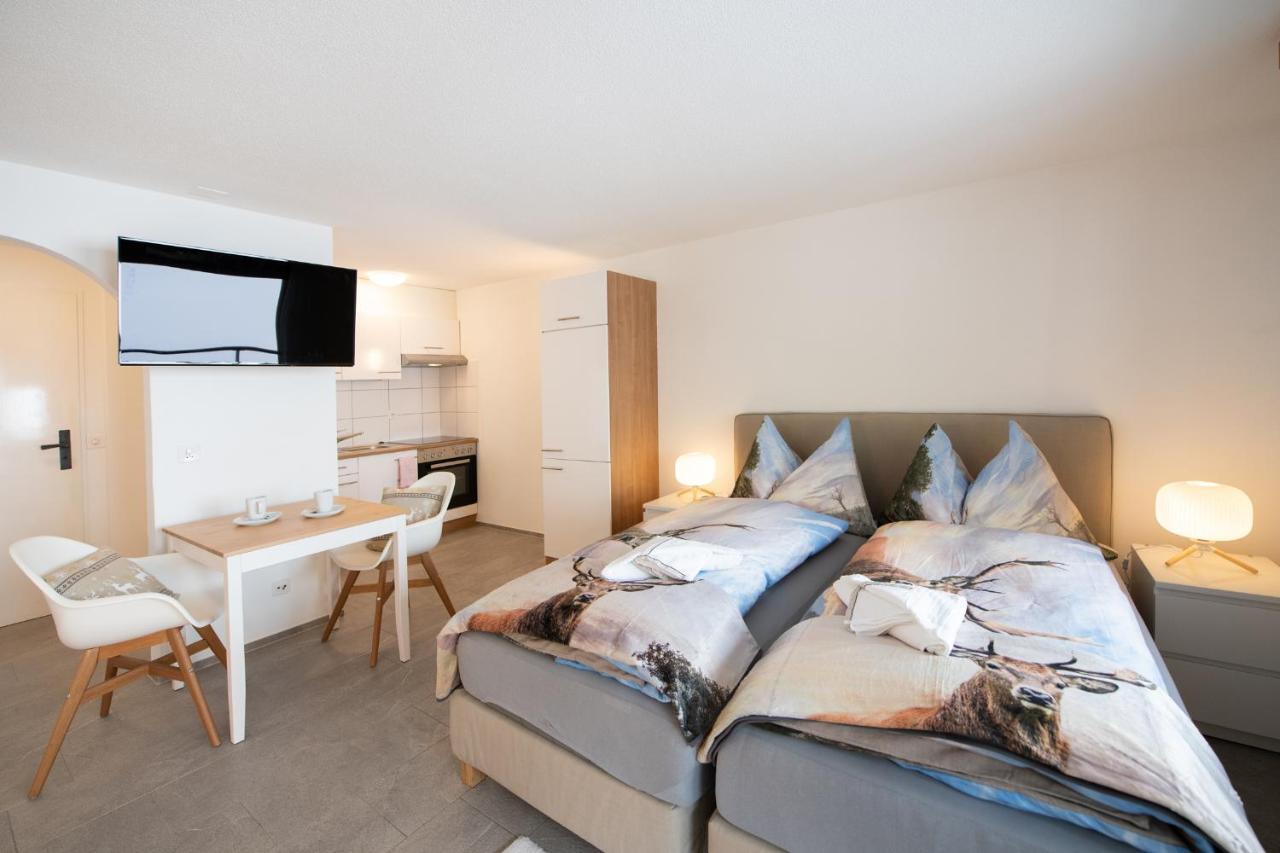 Agrimonia - Moebilierte Ferienwohnung Mit Balkon Davos Exterior photo